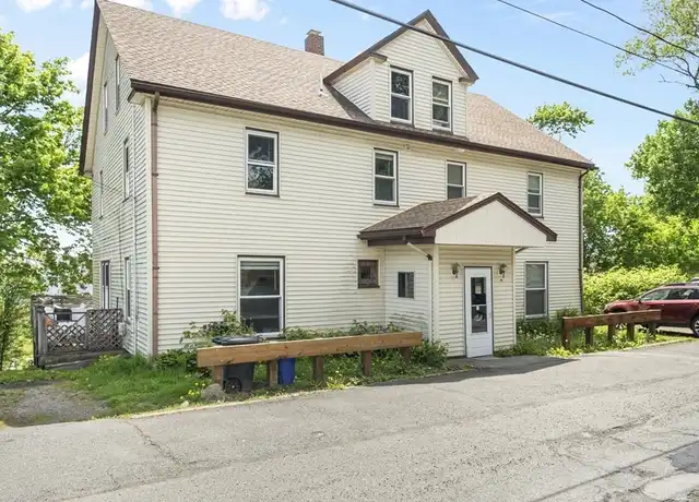 Property at 12 Folger Ave Unit 3, Beverly, MA, 01915, 3 beds, 1 bath, [object Object]