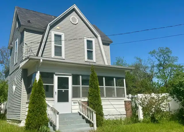 Property at 527 James Ave SE, Grand Rapids, MI, 49503, 4 beds, 3 baths, [object Object]