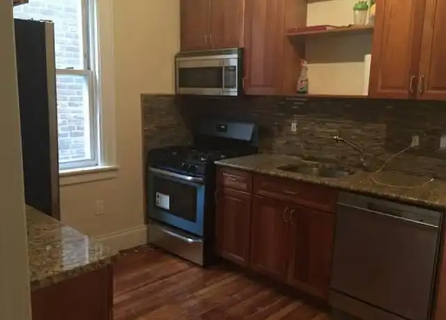Property at 19-54 Hazen St Unit NA, Queens, NY, 11370, 3 beds, 1 bath, [object Object]