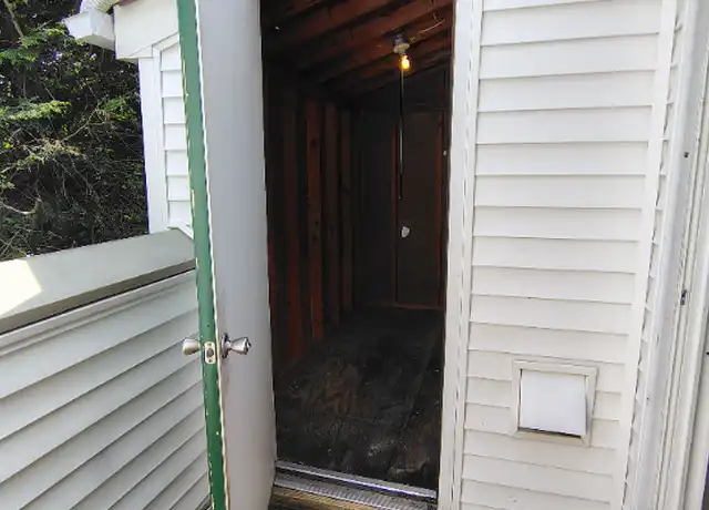 Property at 600 Reusens Rd Unit J112, Lynchburg, VA, 24503, 3 beds, 2 baths, [object Object]