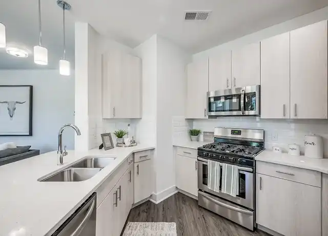 Property at Creekside Park The Residences - 26700 Kuykendahl Rd, Tomball, TX, 77375, 1 bed, 1 bath, [object Object]