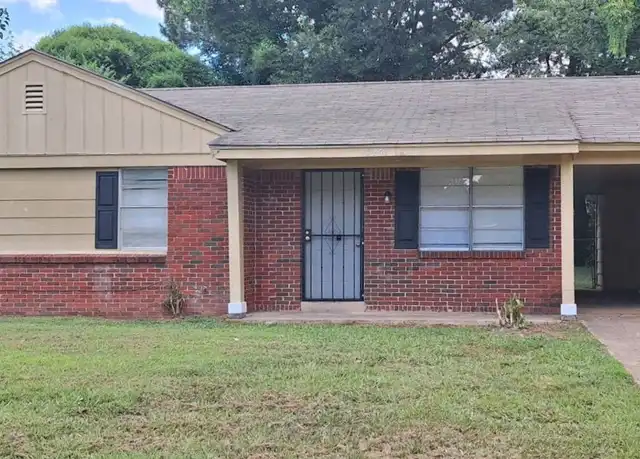 Property at 5261 Bradcliff St, Memphis, TN, 38109, 3 beds, 1 bath, [object Object]