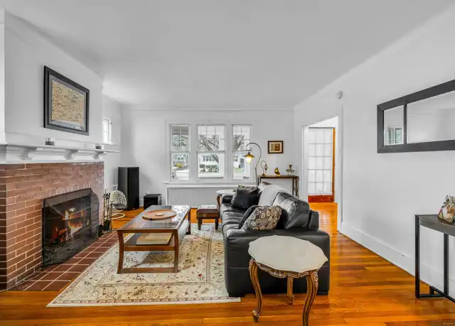 Property at 935 West Blvd Unit 1, Hartford, CT, 06105, 3 beds, 1 bath, [object Object]