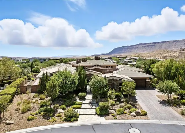 Property at 23 Quiet Moon Ln, Las Vegas, NV, 89135, 4 beds, 4.5 baths, [object Object]