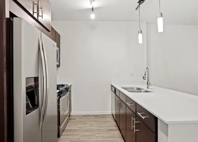 Property at 3801 N Halsted St, Chicago, IL, 60613, 1 bed, 1 bath, [object Object]
