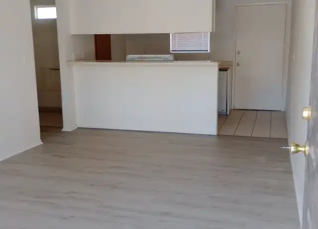 Property at 13548 Caliente Dr, Desert Hot Springs, CA, 92240, 1 bed, 1 bath, [object Object]
