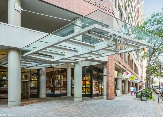 Property at 211 E Ohio St #2711, Chicago, IL, 60611, 1 bed, 1 bath, [object Object]