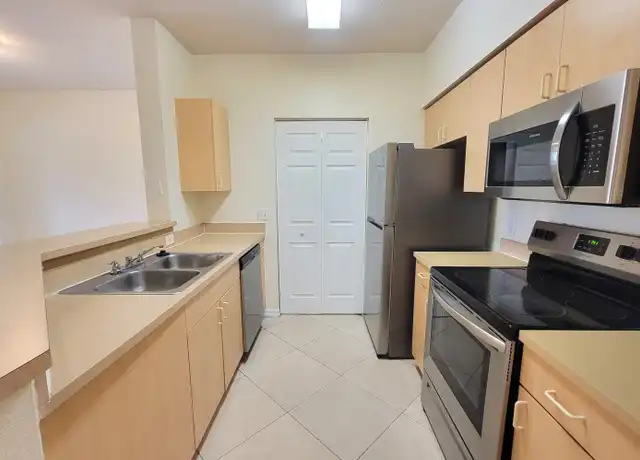 Property at 2109 Belmont Ln, North Lauderdale, FL, 33068, 2 beds, 2 baths, [object Object]