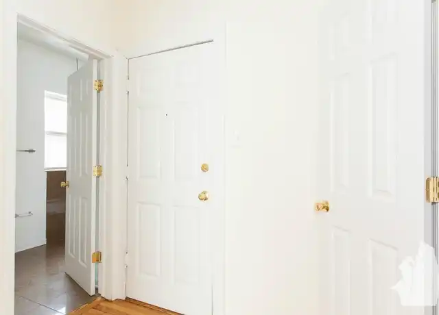 Property at 1828 W Lawrence Ave, Chicago, IL, 60640, 2 beds, 1 bath, [object Object]
