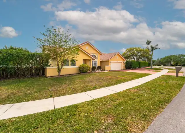 Property at 1400 SW 54th Ave, Plantation, FL, 33317, 4 beds, 2 baths, [object Object]