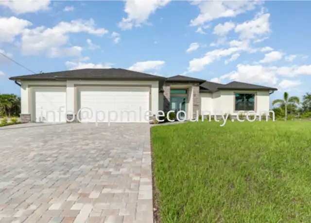 Property at 15619 Staunton Cir, Port Charlotte, FL, 33981, 4 beds, 2 baths, [object Object]