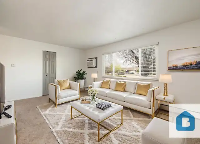 Property at 2018 Vinewood Ln Unit 4, Pueblo, CO, 81005, 2 beds, 1 bath, [object Object]