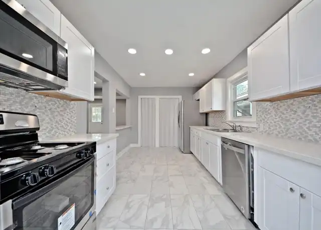 Property at 3834 Rosedale St, Houston, TX, 77004, 3 beds, 2 baths, [object Object]