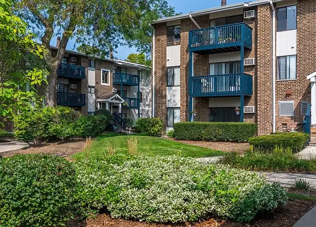 Photo of 1750 22nd St, Wheaton, IL 60189