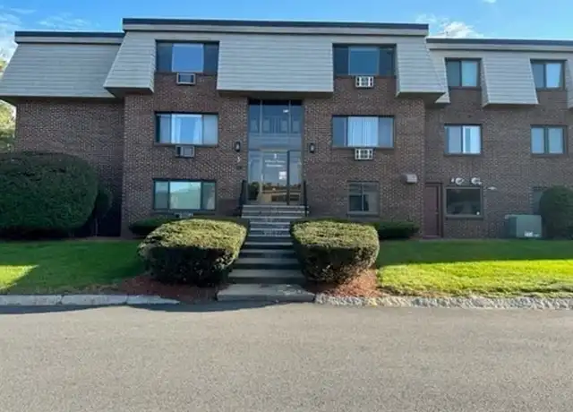 Property at 3 Hallmark Gdns, Burlington, MA, 01803, 2 beds, 1 bath, [object Object]