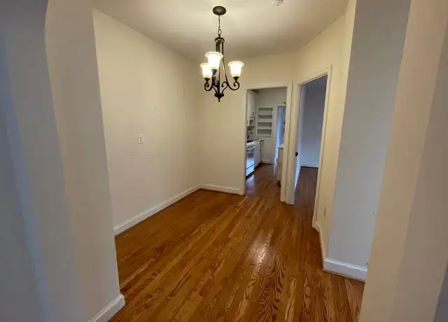 Property at 2618 41st St NW Unit 4, Washington, DC, 20007, 2 beds, 1 bath, [object Object]