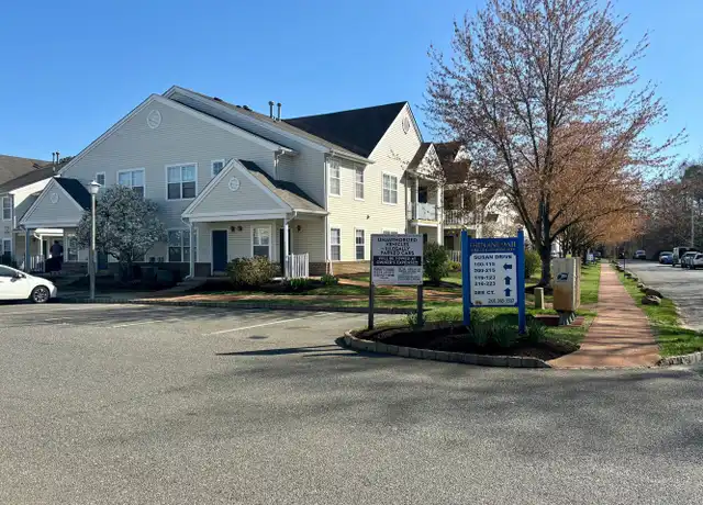 Property at 100 Dee Ct Unit A-103, Lakewood, NJ, 08701, 2 beds, 2 baths, [object Object]