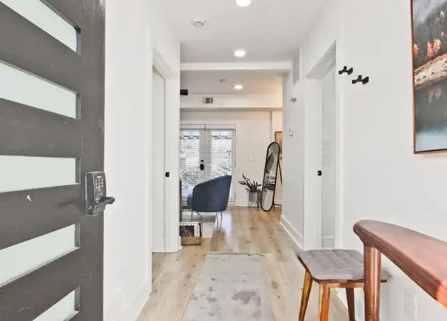 Property at 3229 Kingsdale Dr SW Unit 2, Atlanta, GA, 30311, 1 bed, 1 bath, [object Object]