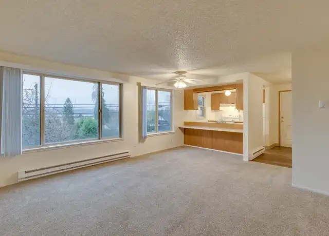 Property at 717 Hawthorne St Unit E10, Everett, WA, 98201, 2 beds, 1 bath, [object Object]