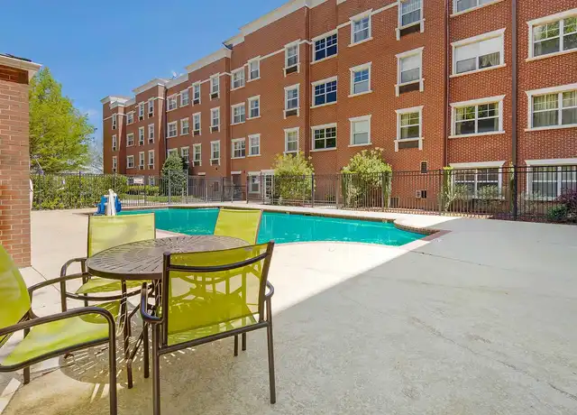 Property at Greensboro - Airport - 7617 Thorndike Rd, Greensboro, NC, 27409, 0 beds, 1 bath, [object Object]