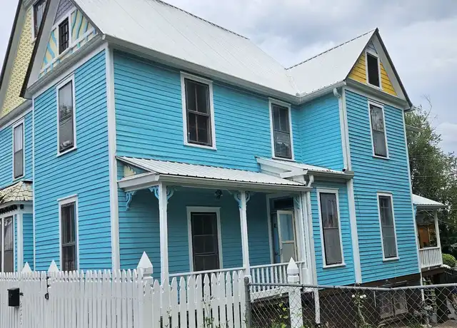 Property at 236 Deaderick Ave, Knoxville, TN, 37921, 2 beds, 1 bath, [object Object]