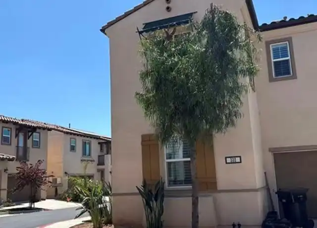 Property at 332 E Costera Ct, Placentia, CA, 92870, 4 beds, 3 baths, [object Object]
