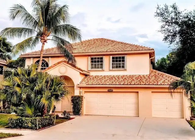 Property at 5728 Descartes Cir Unit 1, Boynton Beach, FL, 33472, 4 beds, 2.5 baths, [object Object]