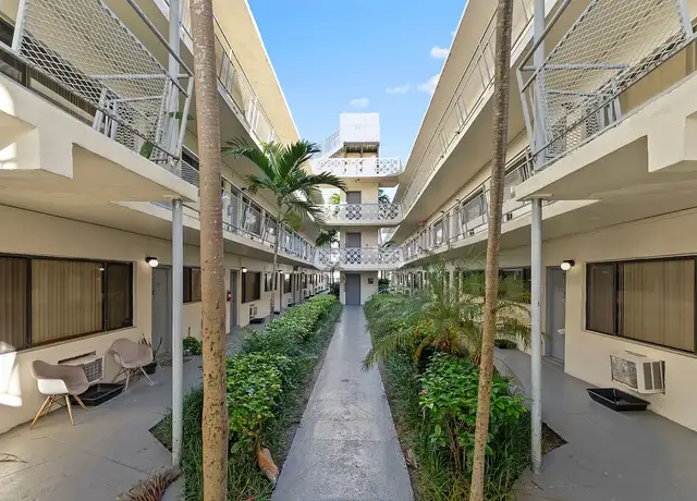 Photo of 1165 Marseille Dr, Miami Beach, FL 33141