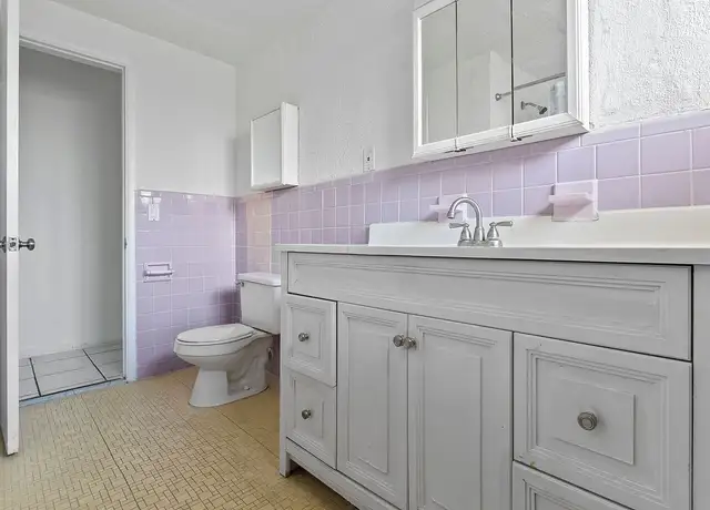 Photo of 1165 Marseille Dr, Miami Beach, FL 33141