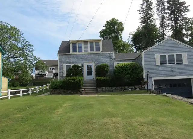 Property at 128 Low St Unit 128, Newburyport, MA, 01950, 1 bed, 1 bath, [object Object]