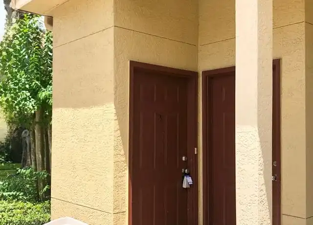 Property at 825 Grand Regency Pointe #200, Altamonte Springs, FL, 32714, 3 beds, 2 baths, [object Object]
