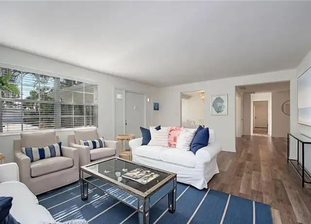 Property at 1281 Diana Ave, Naples, FL, 34103, 5 beds, 3.5 baths, [object Object]