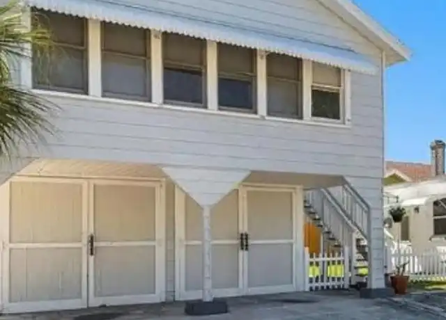 Property at 1717 1/2 22nd Ave N, St. Petersburg, FL, 33713, 1 bed, 1 bath, [object Object]