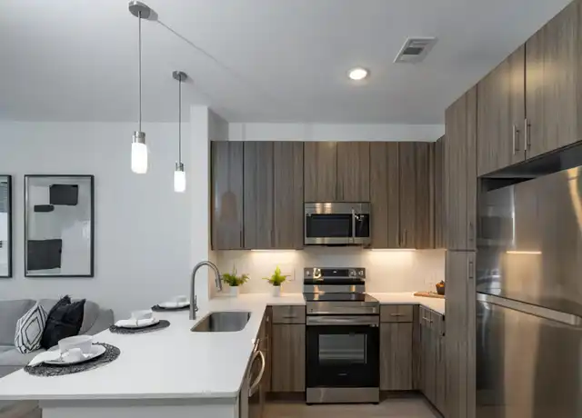 Property at 4840 N Shepherd Dr Unit 1240, Houston, TX, 77018, 1 bed, 1 bath, [object Object]