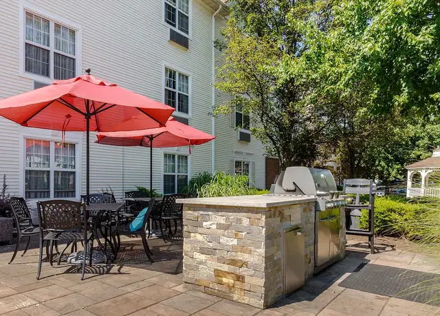 Photo of 14036 Thunderbolt Pl, Chantilly, VA 20151