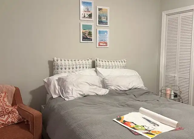 Property at 212 Hanover St, Boston, MA, 02113, 3 beds, 1 bath, [object Object]