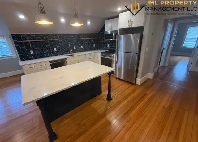 Property at 50 E Clinton St Unit 2N, New Bedford, MA, 02740, 2 beds, 2 baths, [object Object]