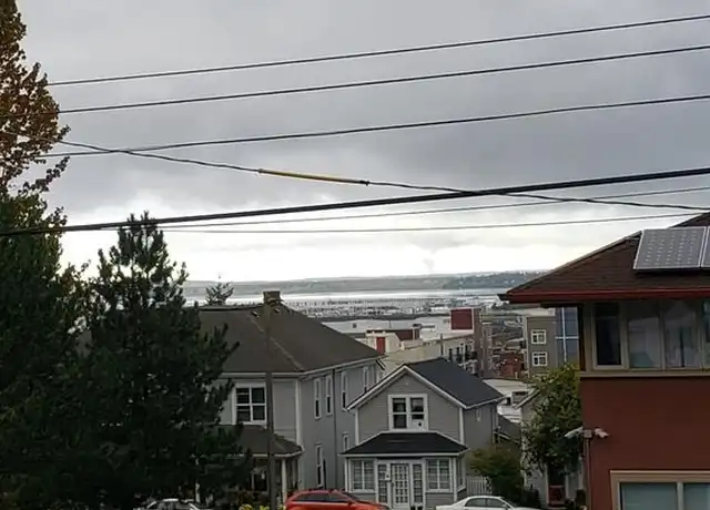 Property at 1017 N Garden St Unit B, Bellingham, WA, 98225, 3 beds, 1 bath, [object Object]