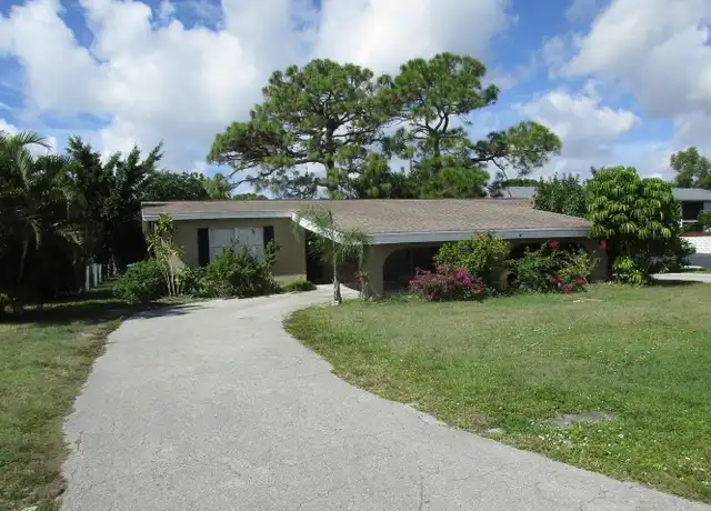 Property at 4930 Victoria Dr, Cape Coral, FL, 33904, 0 beds, 1 bath, [object Object]
