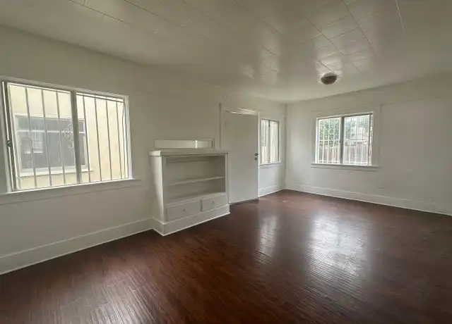 Property at 817 Magnolia Ave Unit 823, Long Beach, CA, 90813, 1 bed, 1 bath, [object Object]