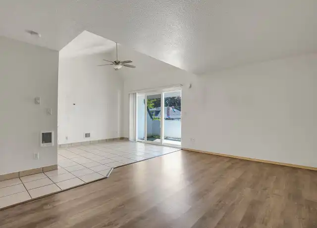 Property at 5316 E Burnside St, Portland, OR, 97215, 2 beds, 1 bath, [object Object]