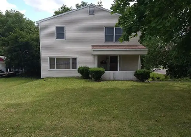 Property at 300 Kinne St Unit 4, East Syracuse, NY, 13057, 1 bed, 1 bath, [object Object]