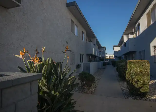 Property at 8337 Cedros Ave, Panorama City, CA, 91402, 2 beds, 2 baths, [object Object]