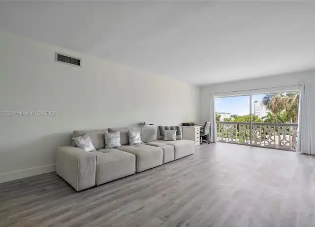 Property at 9700 E Bay Harbor Dr #405, Bay Harbor Islands, FL, 33154, 1 bed, 1.5 baths, [object Object]