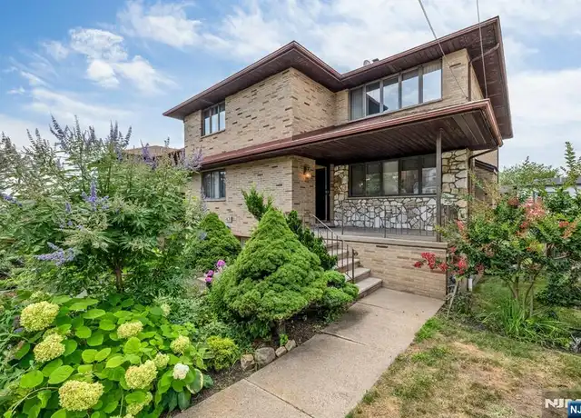 Property at 421 7th St, Palisades Park, NJ, 07650, 3 beds, 2 baths, [object Object]