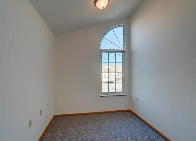 Property at 5332 Congress Ave, Madison, WI, 53718, 1 bed, 1 bath, [object Object]