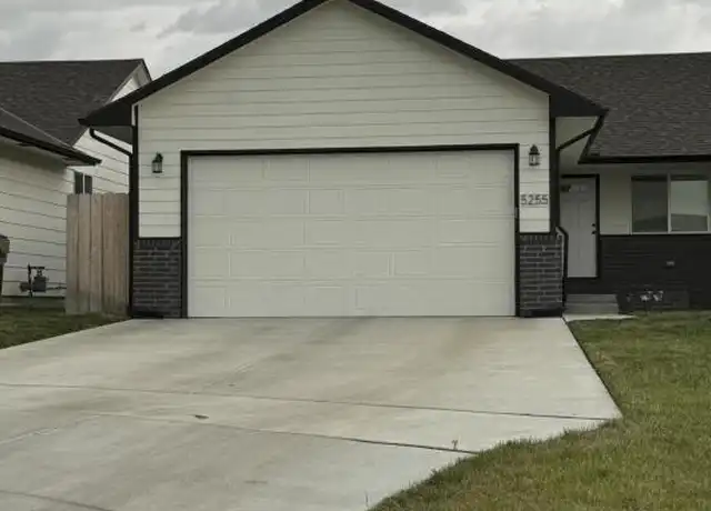 Property at 5251 N Toben Ct, Bel Aire, KS, 67226, 4 beds, 3 baths, [object Object]