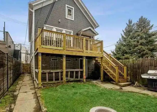 Property at 1529 W Nelson St, Chicago, IL, 60657, 2 beds, 2 baths, [object Object]