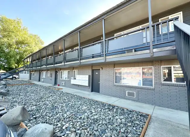 Property at 2000 N Walnut St Unit 12, Ellensburg, WA, 98926, 2 beds, 1 bath, [object Object]