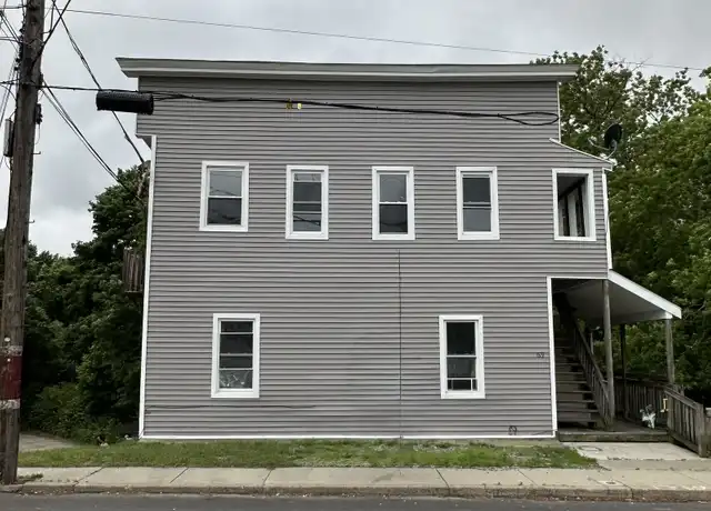 Property at 69 Franklin St, Killingly, CT, 06239, 2 beds, 1 bath, [object Object]